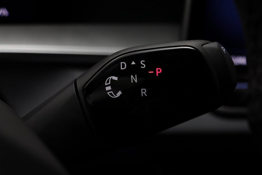 new 2025 Volkswagen Tiguan car, priced at $35,798