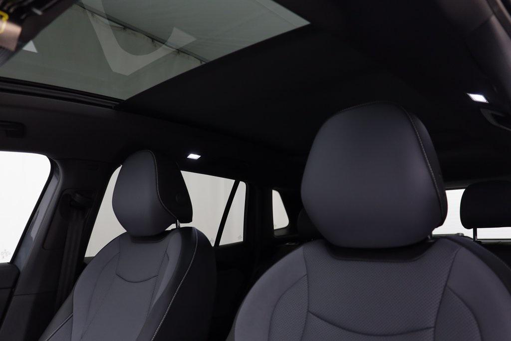 new 2025 Volkswagen Tiguan car, priced at $35,798