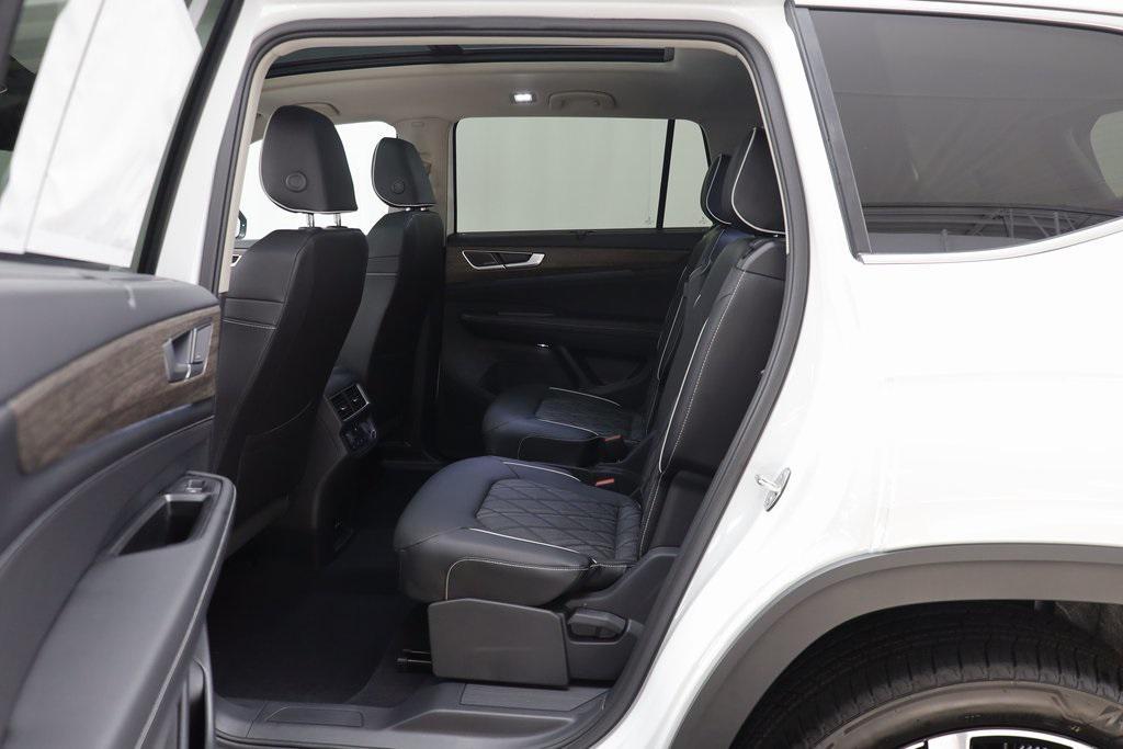 new 2026 Volkswagen Atlas car, priced at $54,496