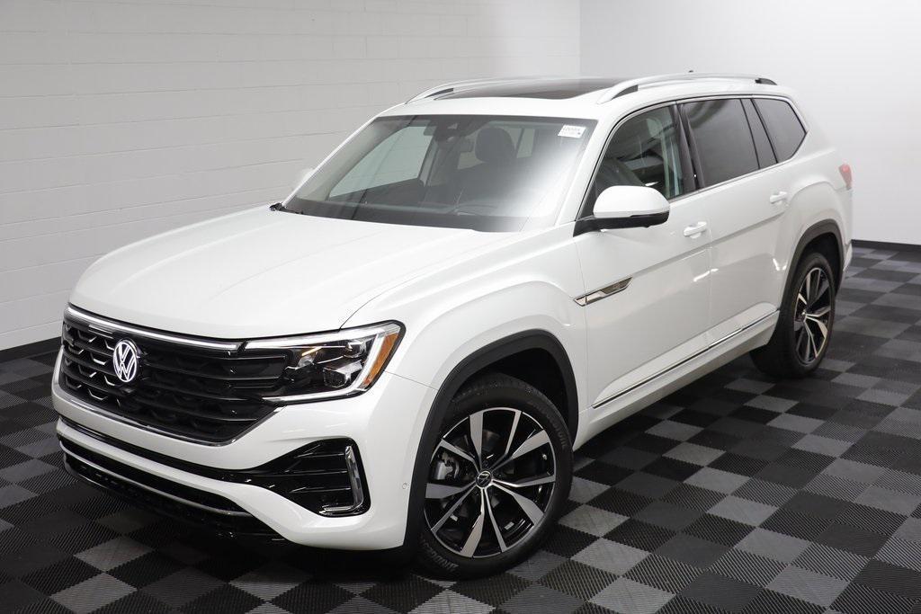 new 2026 Volkswagen Atlas car, priced at $54,496