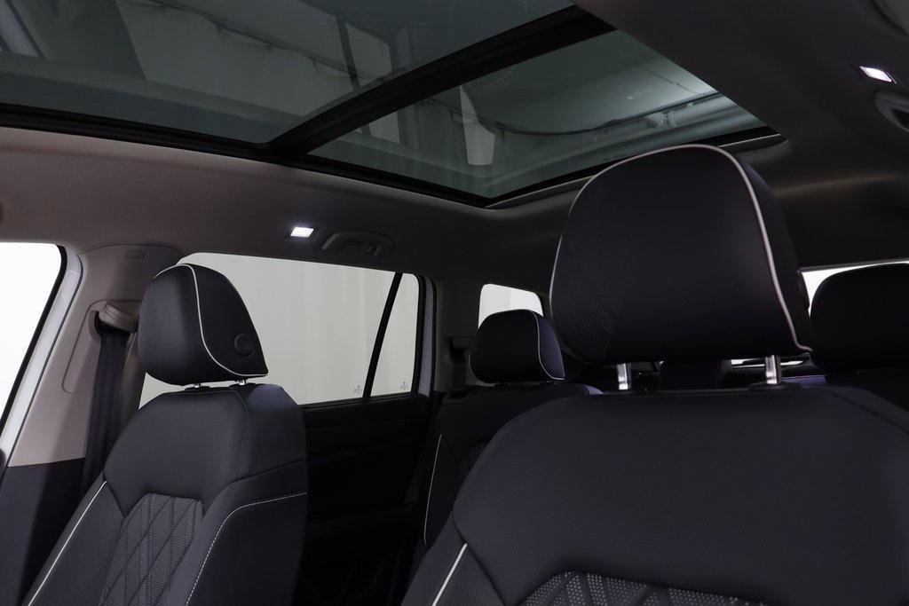 new 2026 Volkswagen Atlas car, priced at $54,496