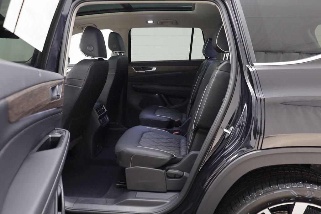 new 2026 Volkswagen Atlas car, priced at $53,205