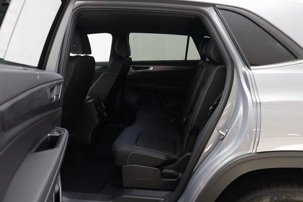 new 2025 Volkswagen Atlas Cross Sport car, priced at $41,732