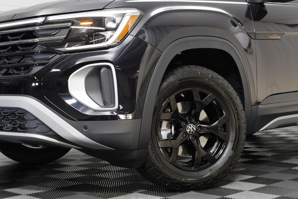 new 2026 Volkswagen Atlas car, priced at $47,925