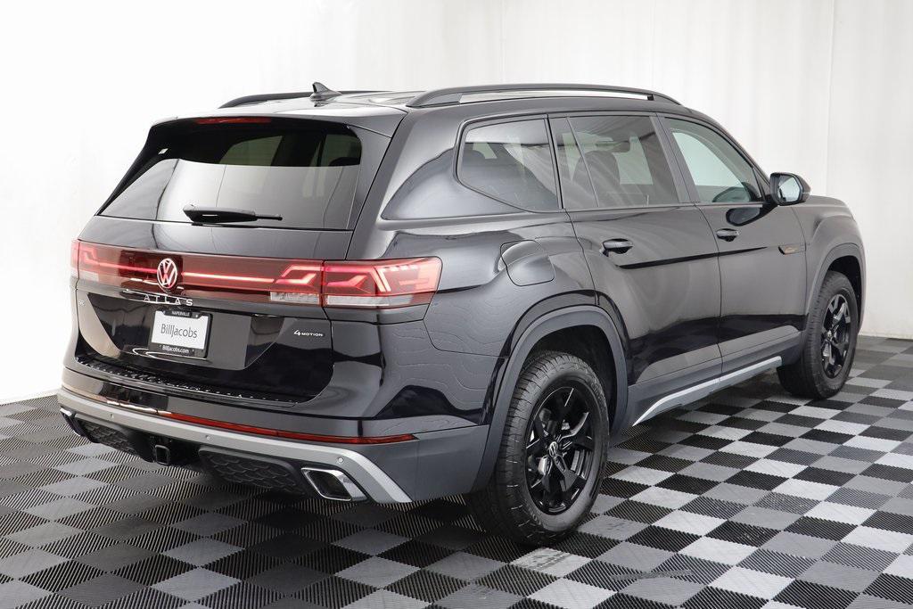 new 2026 Volkswagen Atlas car, priced at $47,925