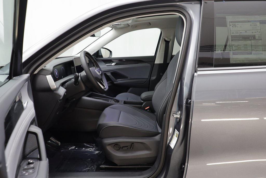 new 2025 Volkswagen Tiguan car, priced at $33,770