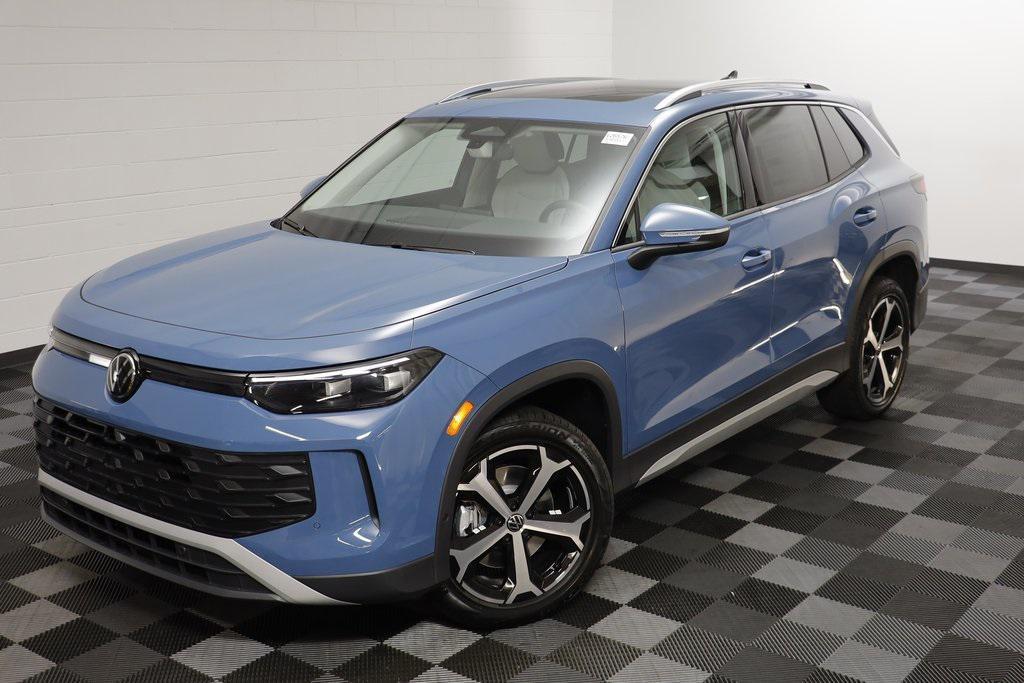 new 2025 Volkswagen Tiguan car, priced at $34,207