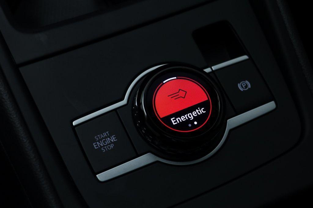 new 2025 Volkswagen Tiguan car, priced at $34,207