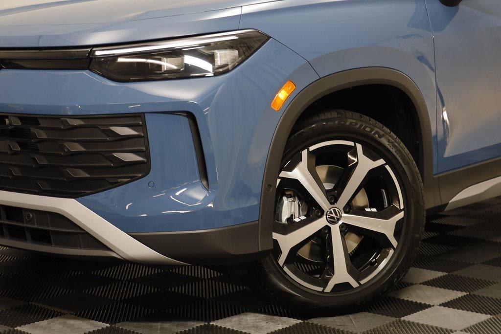 new 2025 Volkswagen Tiguan car, priced at $34,207