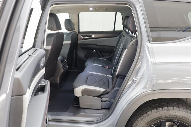new 2025 Volkswagen Atlas car, priced at $47,014