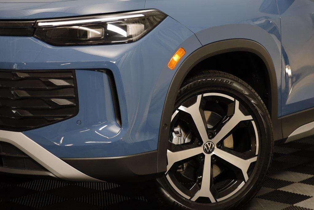 new 2025 Volkswagen Tiguan car, priced at $34,675