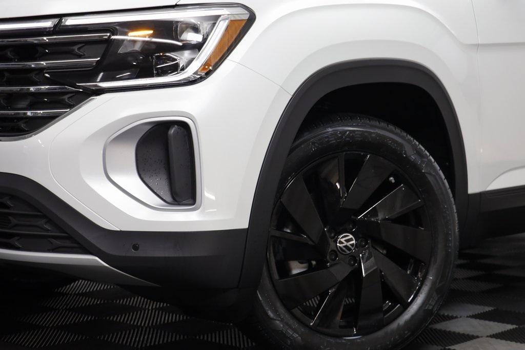 new 2026 Volkswagen Atlas car, priced at $45,891