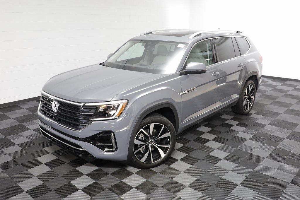 new 2026 Volkswagen Atlas car, priced at $54,118