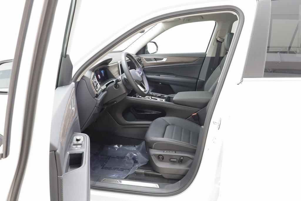 new 2026 Volkswagen Atlas car, priced at $49,871