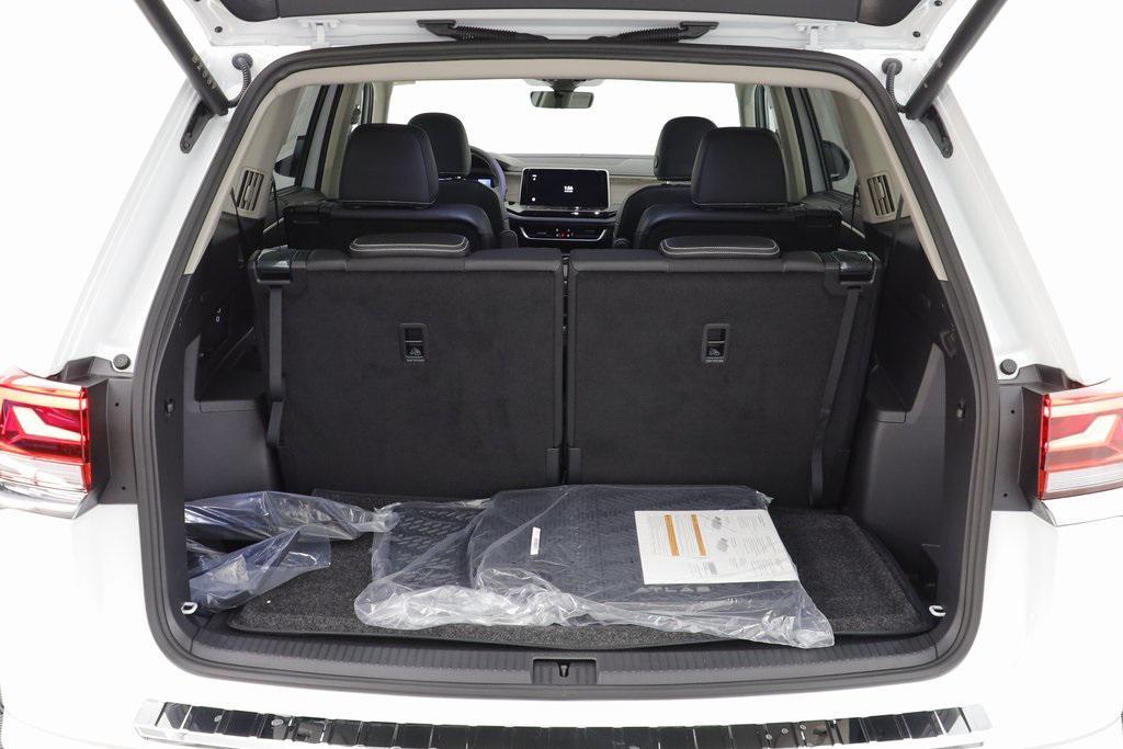 new 2026 Volkswagen Atlas car, priced at $49,871