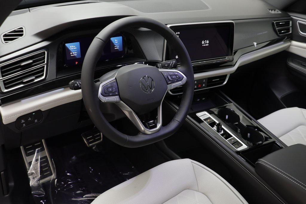 new 2026 Volkswagen Atlas Cross Sport car, priced at $52,662