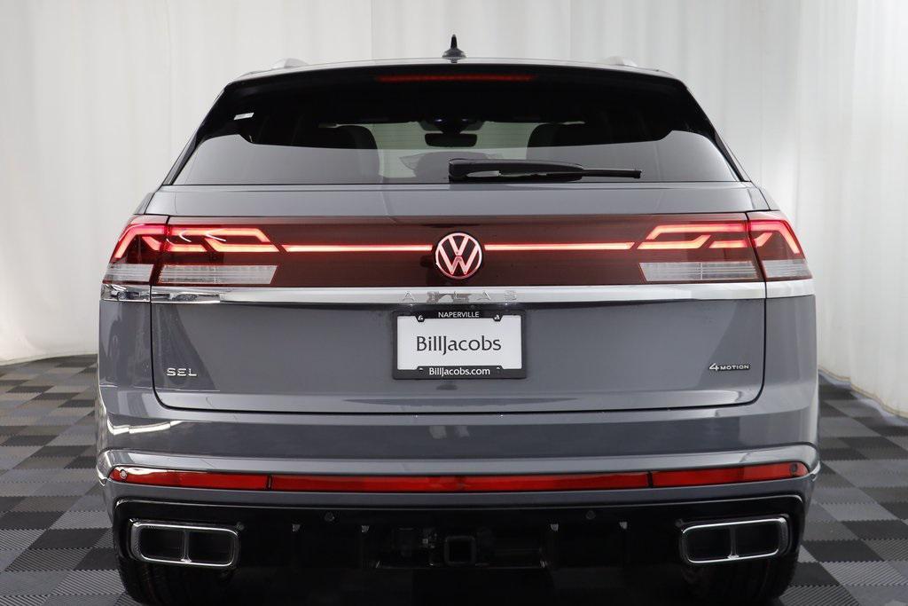 new 2026 Volkswagen Atlas Cross Sport car, priced at $52,662
