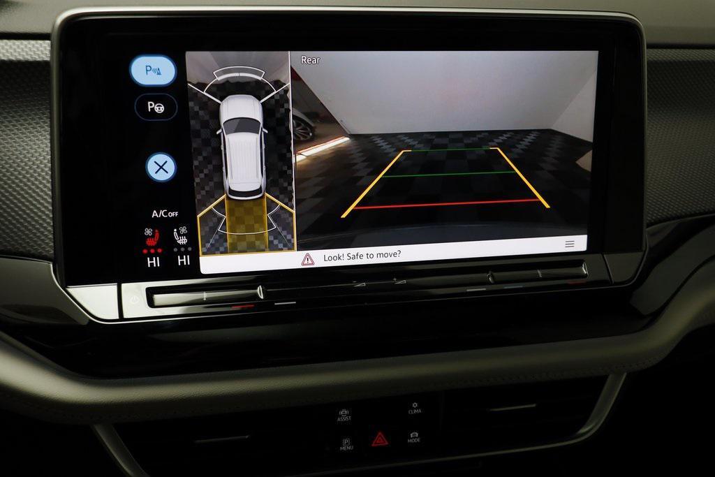 new 2026 Volkswagen Atlas Cross Sport car, priced at $52,662