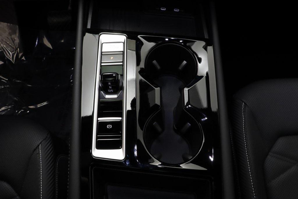 new 2025 Volkswagen Atlas Cross Sport car, priced at $43,201
