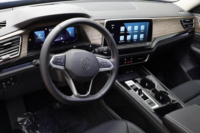 new 2025 Volkswagen Atlas car, priced at $47,670