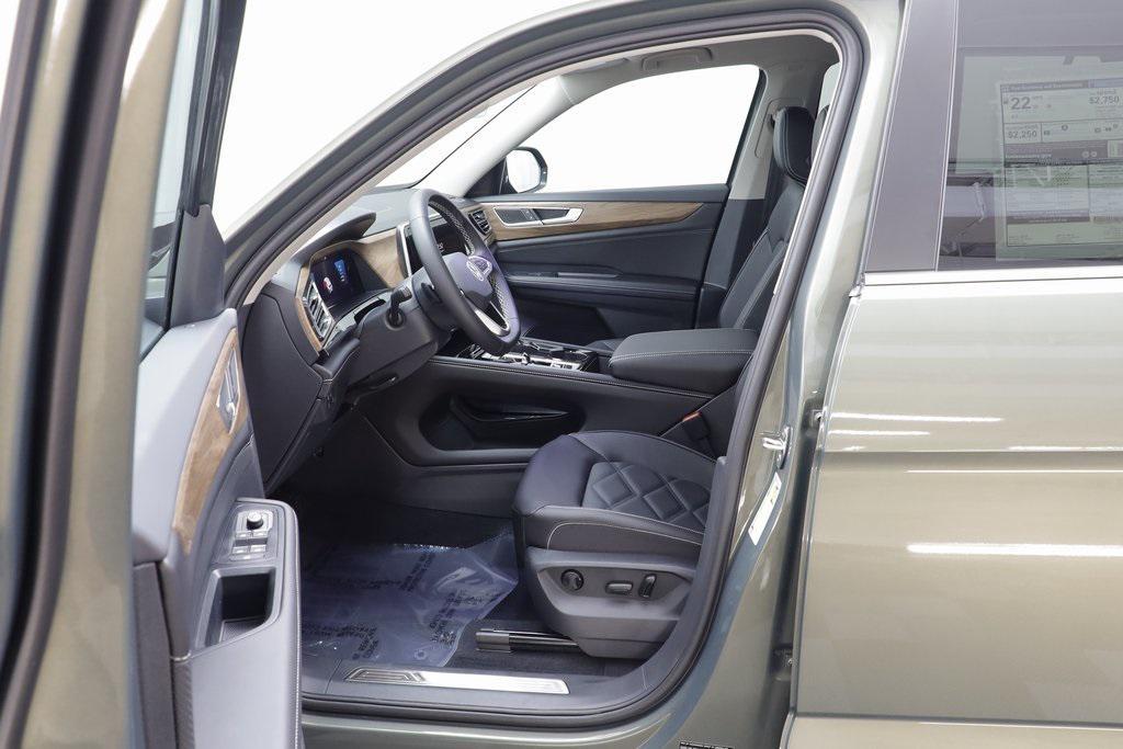 new 2026 Volkswagen Atlas car, priced at $45,490