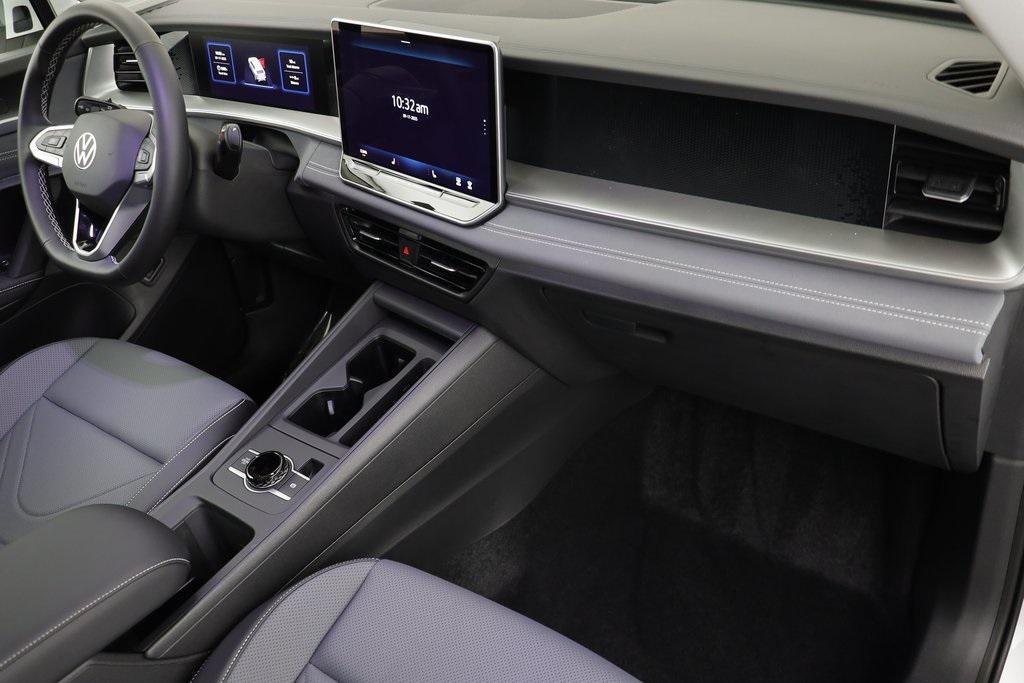 new 2025 Volkswagen Tiguan car, priced at $33,770