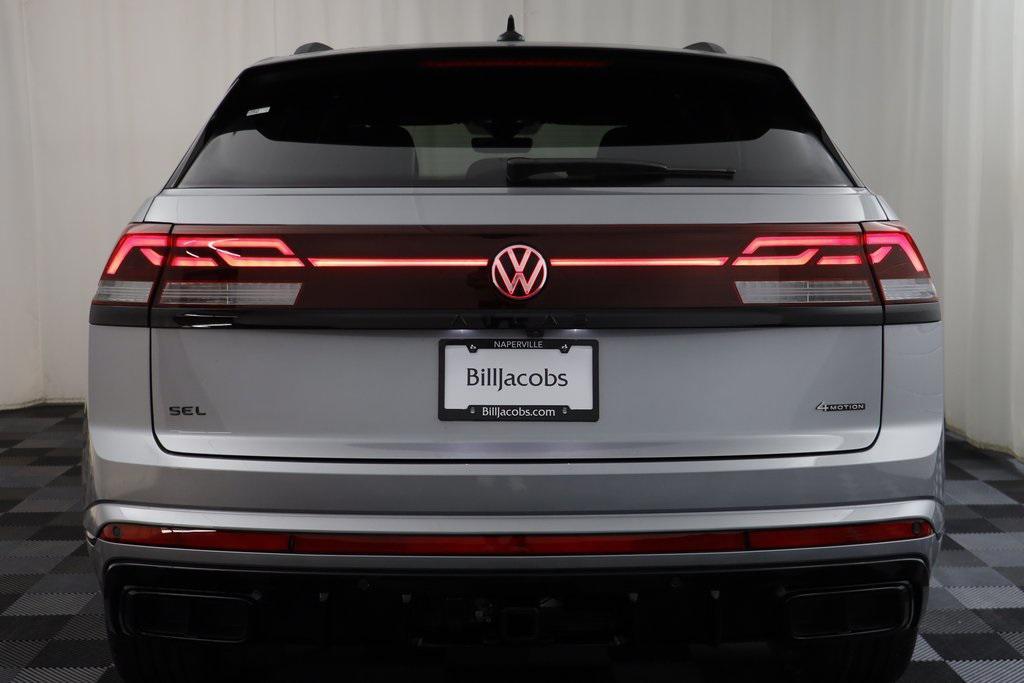 new 2026 Volkswagen Atlas Cross Sport car, priced at $50,288