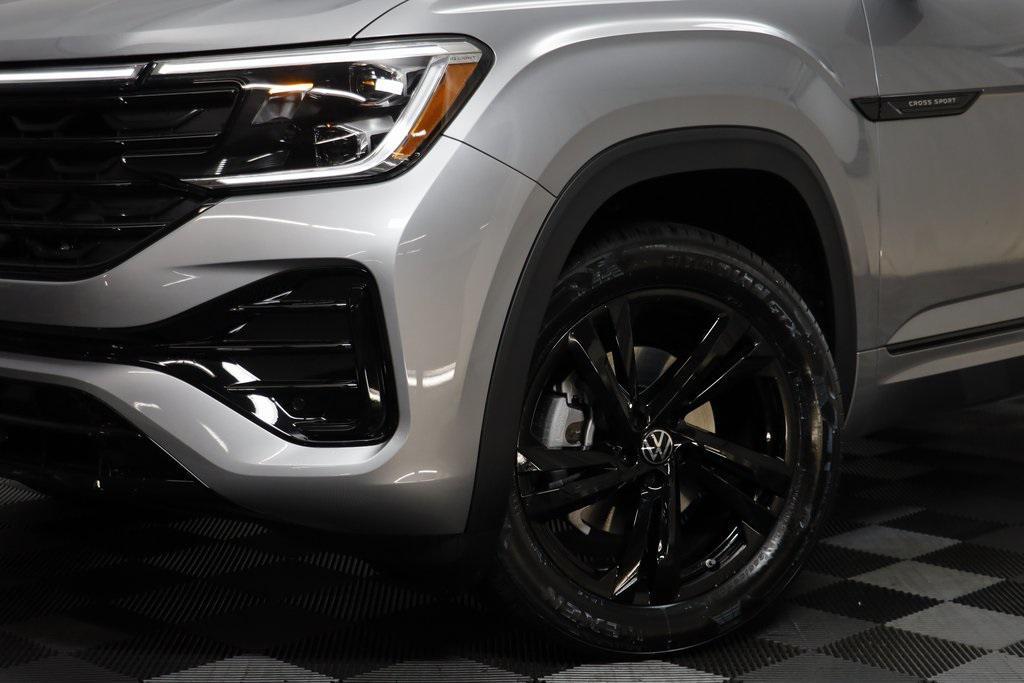 new 2026 Volkswagen Atlas Cross Sport car, priced at $50,288