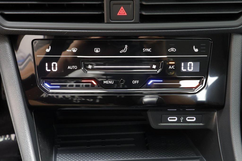new 2025 Volkswagen Jetta car, priced at $27,977