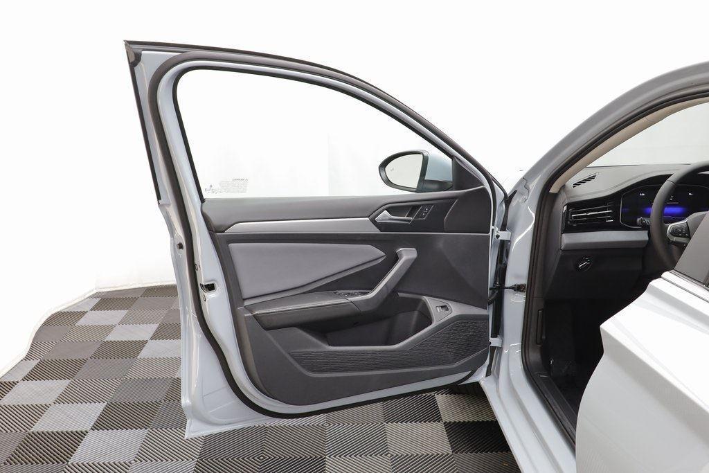 new 2025 Volkswagen Jetta car, priced at $25,977