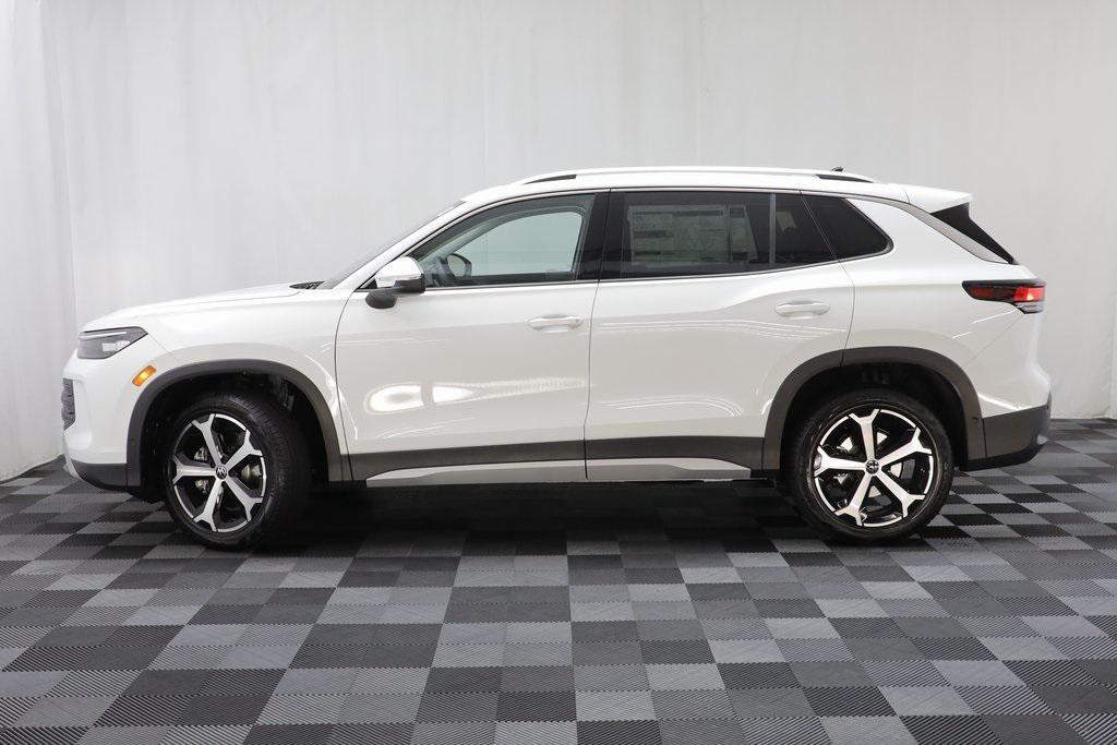 new 2025 Volkswagen Tiguan car, priced at $33,770