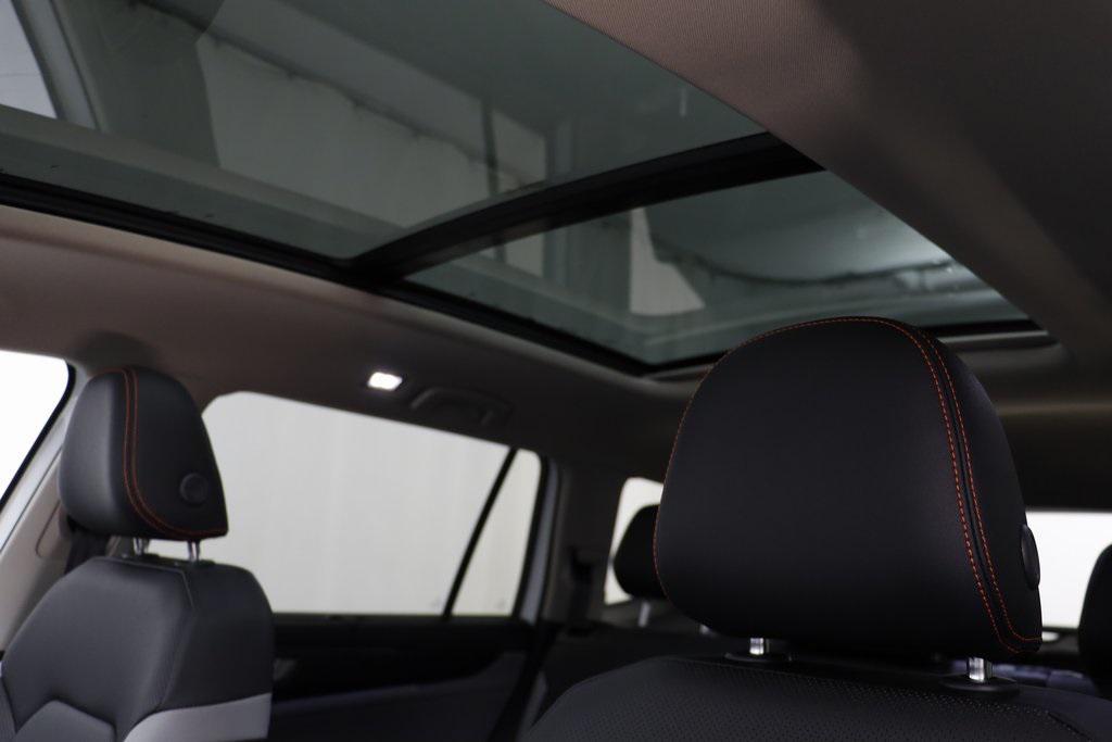 new 2025 Volkswagen Atlas car, priced at $42,827