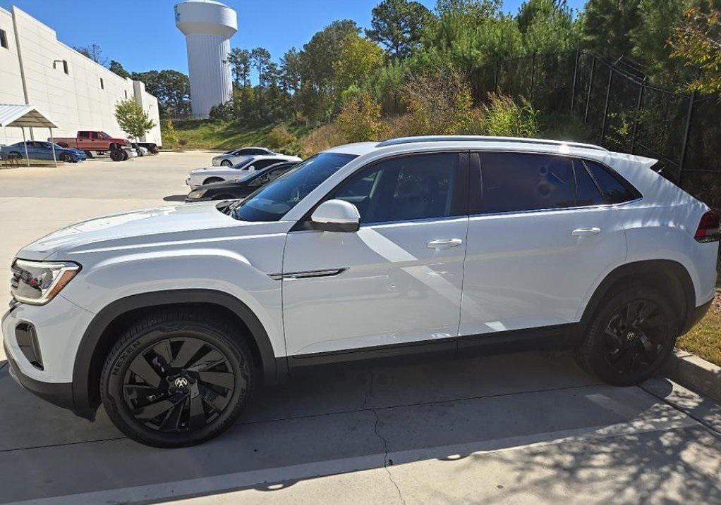 used 2024 Volkswagen Atlas Cross Sport car, priced at $34,271