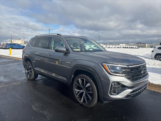 used 2024 Volkswagen Atlas car, priced at $46,387