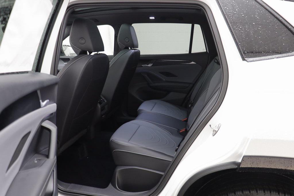 new 2025 Volkswagen Tiguan car, priced at $36,235