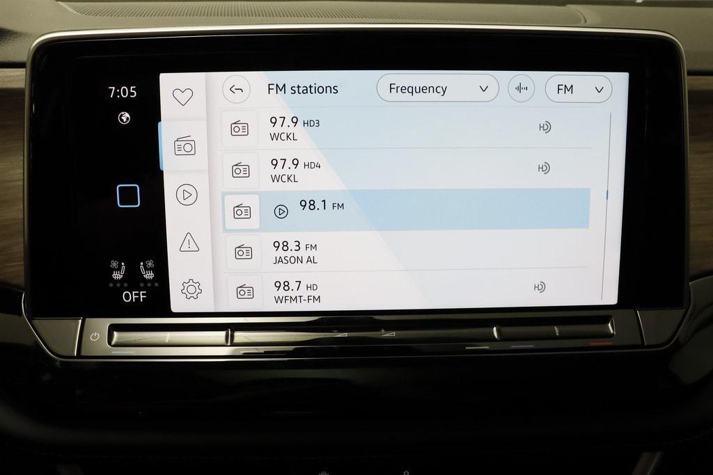 new 2025 Volkswagen Atlas car, priced at $53,051