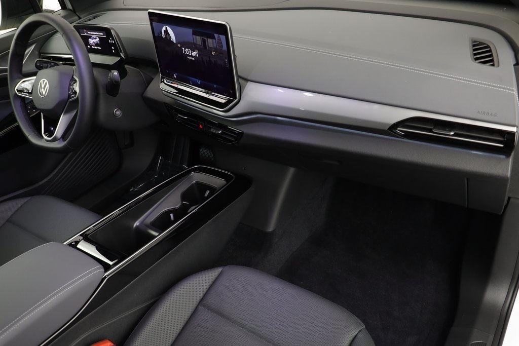 new 2025 Volkswagen ID.4 car, priced at $52,722