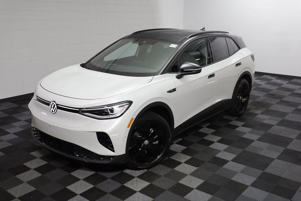 new 2025 Volkswagen ID.4 car, priced at $52,722