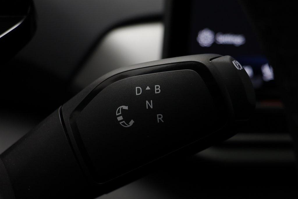 new 2025 Volkswagen ID.4 car, priced at $53,722