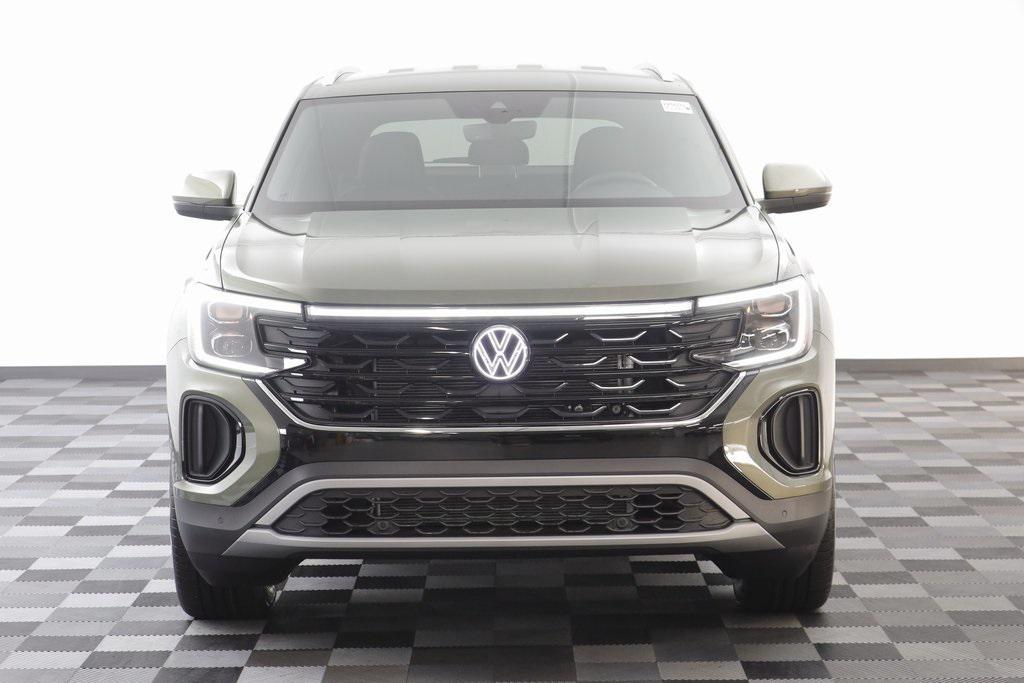new 2026 Volkswagen Atlas Cross Sport car, priced at $44,874