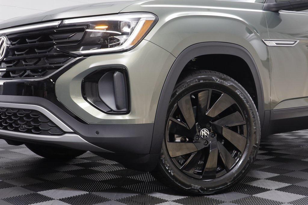 new 2026 Volkswagen Atlas Cross Sport car, priced at $44,874