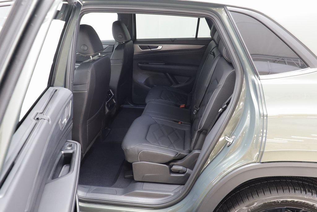 new 2026 Volkswagen Atlas Cross Sport car, priced at $44,874