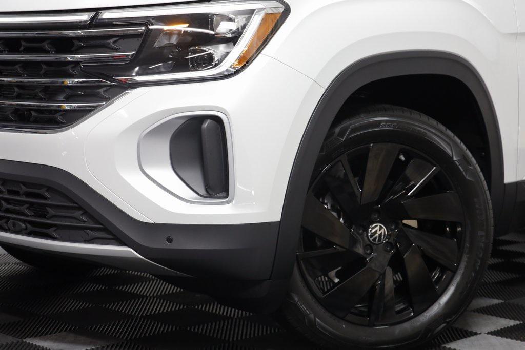 new 2026 Volkswagen Atlas car, priced at $46,959