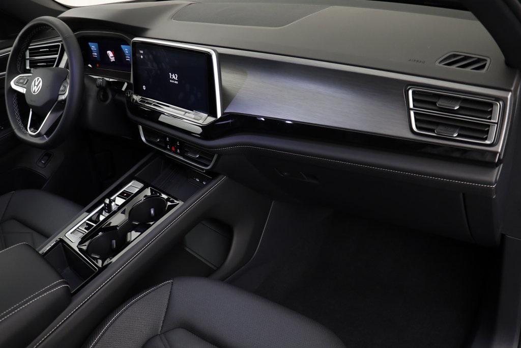 new 2025 Volkswagen Atlas Cross Sport car, priced at $42,681