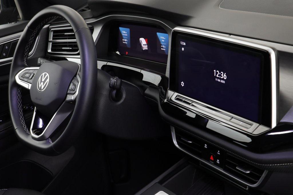 used 2025 Volkswagen Atlas Cross Sport car, priced at $35,372