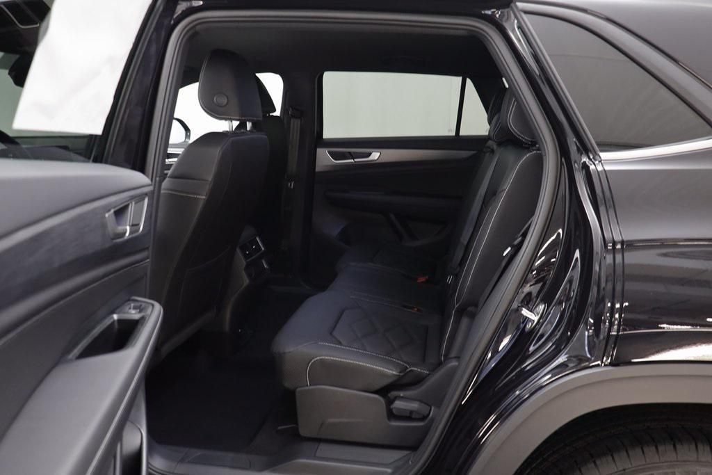 new 2026 Volkswagen Atlas Cross Sport car, priced at $40,268