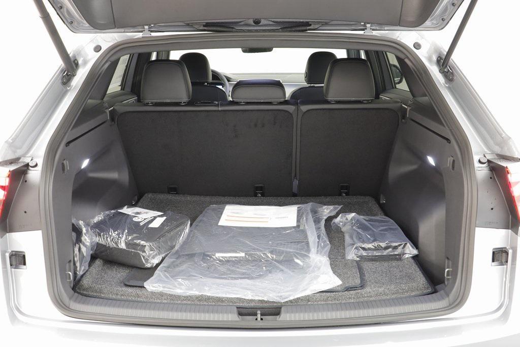 new 2026 Volkswagen Atlas Cross Sport car, priced at $40,593