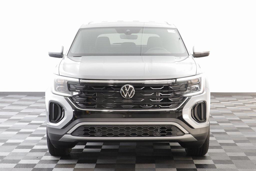 new 2026 Volkswagen Atlas Cross Sport car, priced at $40,593