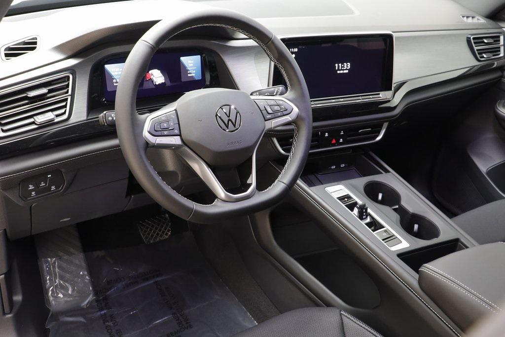 new 2026 Volkswagen Atlas Cross Sport car, priced at $40,593