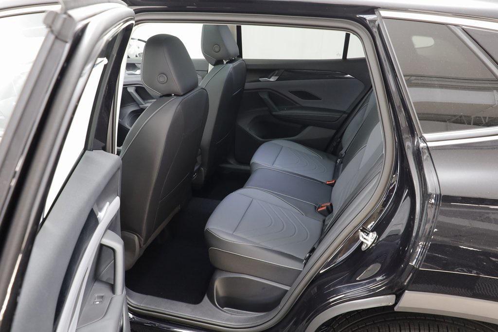 new 2025 Volkswagen Tiguan car, priced at $33,770